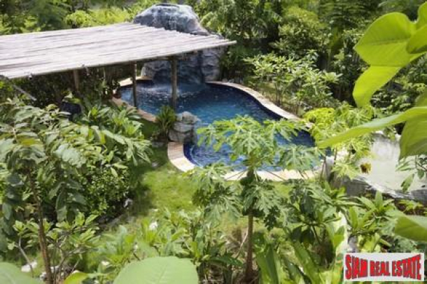 Three Bedroom Pool Villa with Self-Contained Apartments in Rawai-3