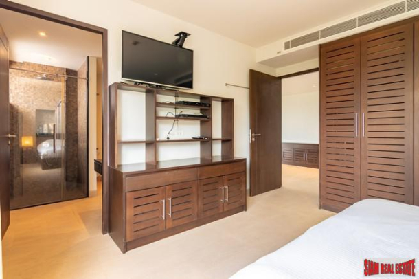 Click Condo | Elegant Three Bedroom Condo with Beautiful Views for Rent at Ekkamai-16