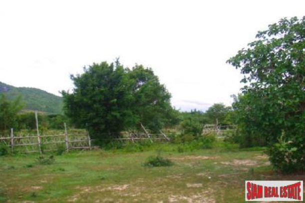 Land with mountain view for sale close to Hua Hin Town Center.-1