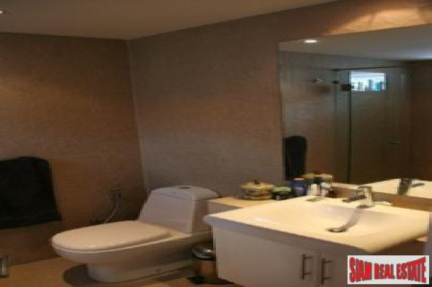 Two Bedroom Sea View Condo in Kata - Price Reduced for Urgent Sale!-17