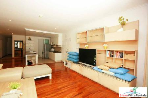 3 Bedrooms condominium with the direct access to the swimming pool for rent.-2