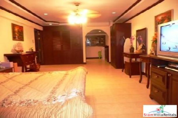 161 Sqm 2 Bedroom Apartment For Long Term Rent On The 30th Floor - Jomtien-6