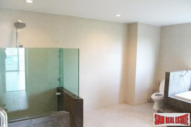 Eden | Bright, Modern One-Bedroom Condo for Sale in Patong Hills-6