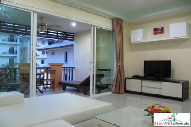 Palm Breeze Resort | Modern One Bedroom Nai Harn Apartment for Rent a Short Drive to the Beach-1