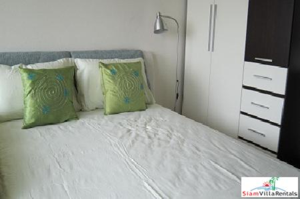 Studio Apartment At A Remarkable Price!-5