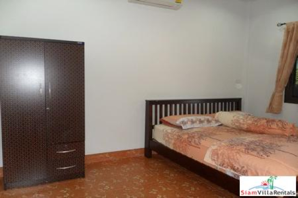 A one bedroom apartment for rent only a few mins walk to beach.-13