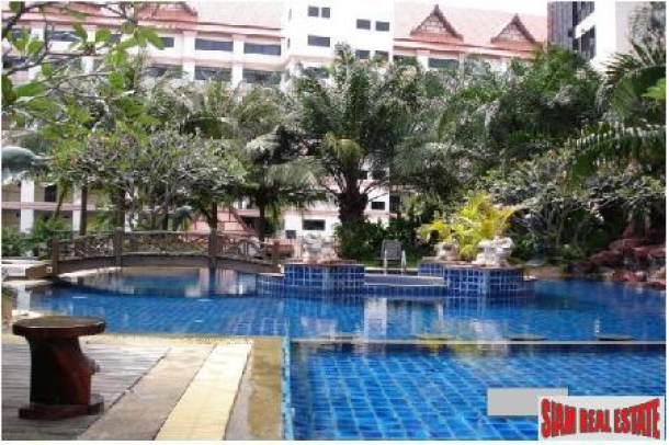 1 Bedroom Apartment Priced For A Quick Sale - Wong Amat-1