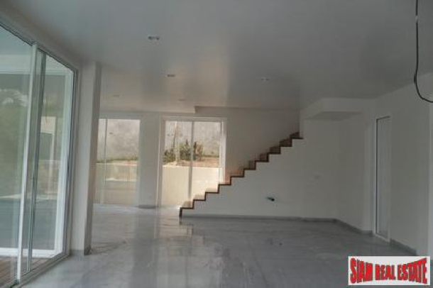 Modern Three Bedroom House for Rent with Sweeping Sea Views of  Patong Bay-18
