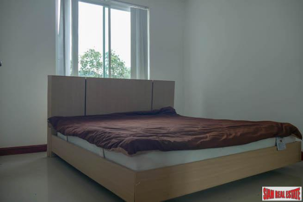2 Bedroom Apartment In The Heart Of Jomtien For Long Term Rent-7