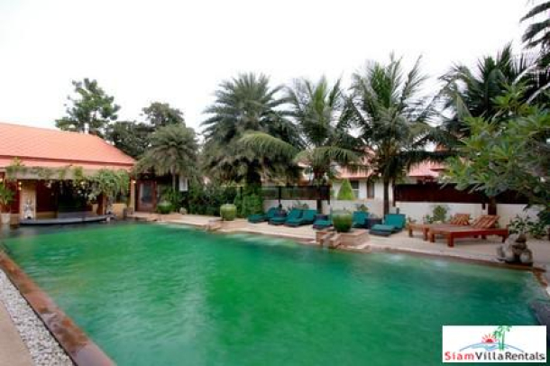 The Garden Villa | Spacious Three Bedroom Private Holiday Pool Villa in Kathu-15