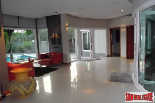 Stunning 6 Bedroom Detached House In East Pattaya-5