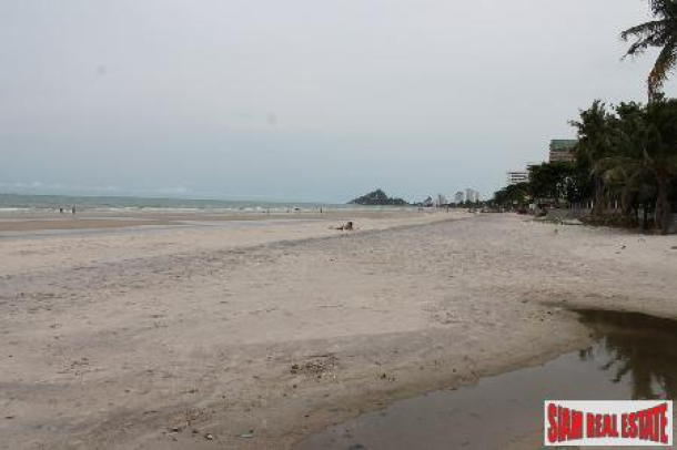 An absolute beach front land in the central of Hua Hin for sale.-2