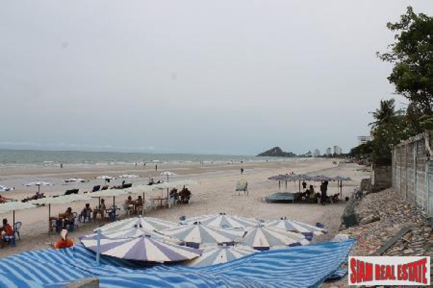 An absolute beach front land in the central of Hua Hin for sale.-4