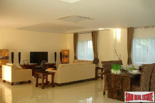 High Standard 3 Bedroom House In A Very Desirable Area - East Pattaya-3