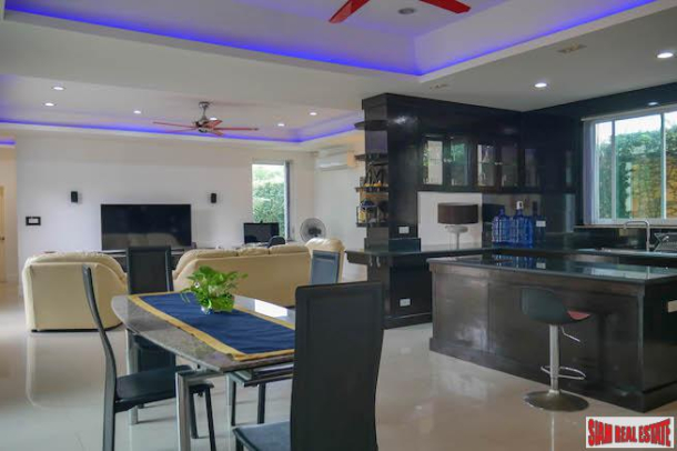 Four Bedroom Pool Villa with Guest Suite for Sale in Thalang-15