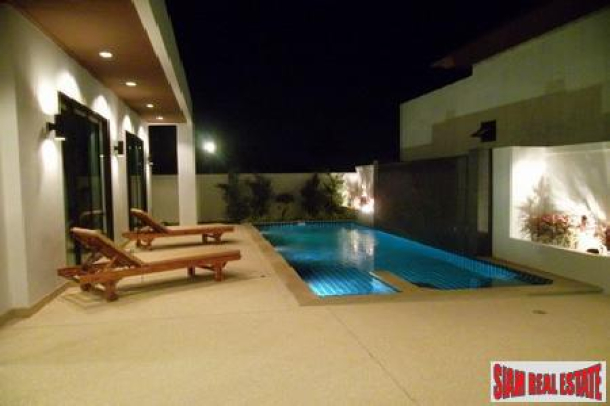 Modern Tropical Three-Bedroom Villa in Rawai-2