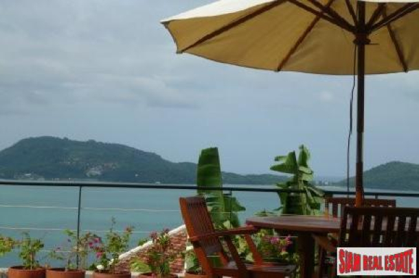 Newly Renovated Three Bedroom, Two Story Pool Villa in Patong-1
