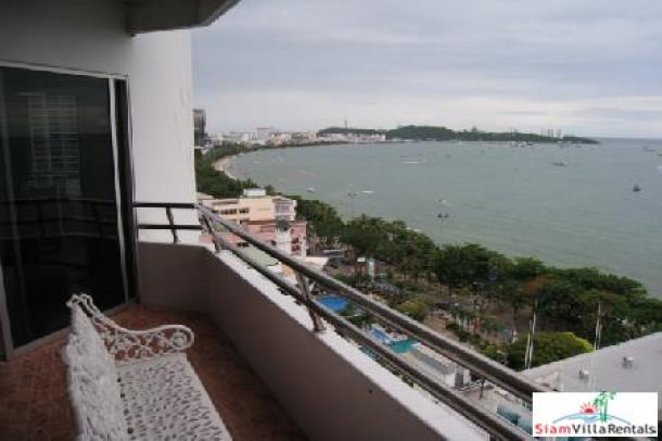 1 Bedroom Apartment Just A Stones Throw Away From The Beach - North Pattaya-1