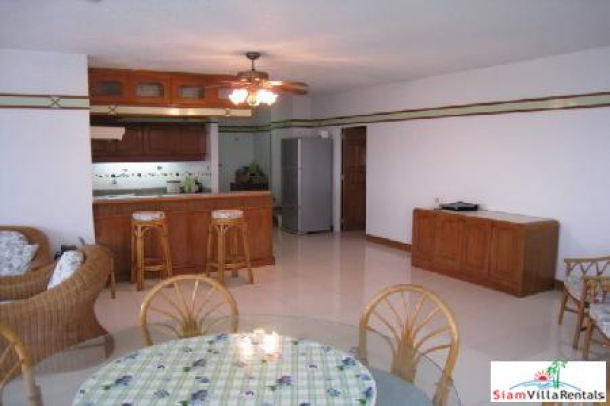 1 Bedroom Apartment Just A Stones Throw Away From The Beach - North Pattaya-3