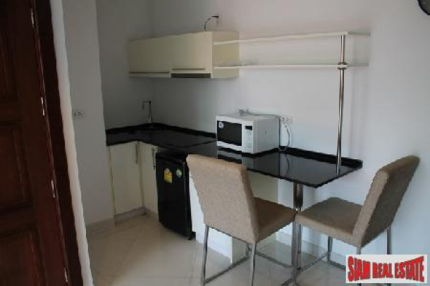 Unbelievably Cheap Fully Furnished Studio - South Pattaya-3