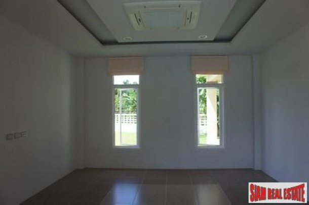 Three+ Bedroom Pool Villa with Large Garden in Chalong-10