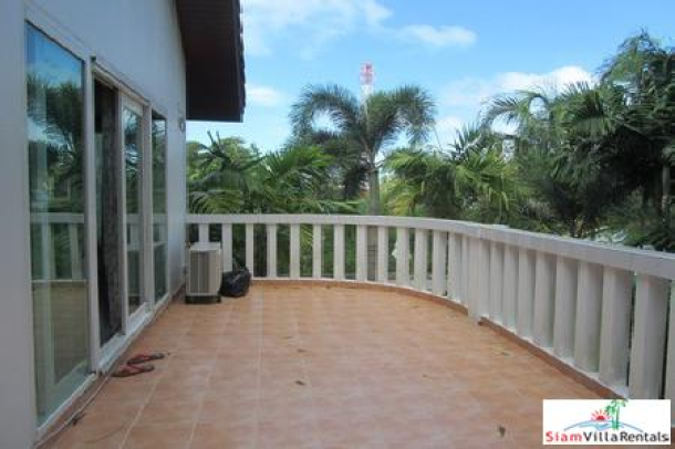 Spacious, Four+ Bedroom Family Home in Rawai-12