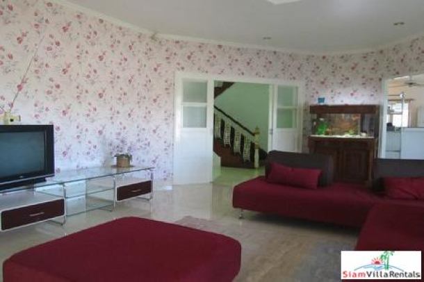 Spacious, Four+ Bedroom Family Home in Rawai-4
