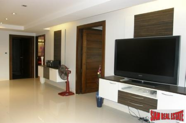 An exclusive, yet affordable 2 bedroom 2 bathroom condominium - South Pattaya-3