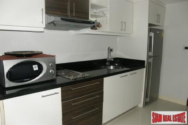 An exclusive, yet affordable 2 bedroom 2 bathroom condominium - South Pattaya-6