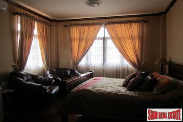 Three Bedroom Apartment in Boutique Yamu Resort-16