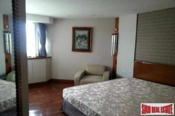 260 sqm Three Bedroom at President Park, Sukhumvit 24.-9