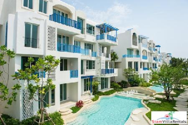 Two bedrooms condominium on the beach for rent close to town.-12