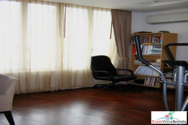 Siri on 8 | Two Bedroom Condo for Rent a Short Walk to Nana BTS station!-16