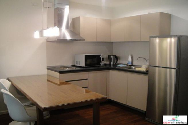 Siri on 8 | One Bedroom for Rent a Short Walk to Nana BTS station!-6