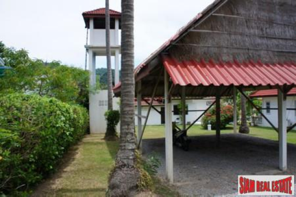 Excellent Flat Land only 1KM to Nai Harn Beach and Includes Two Houses and a Pool-14