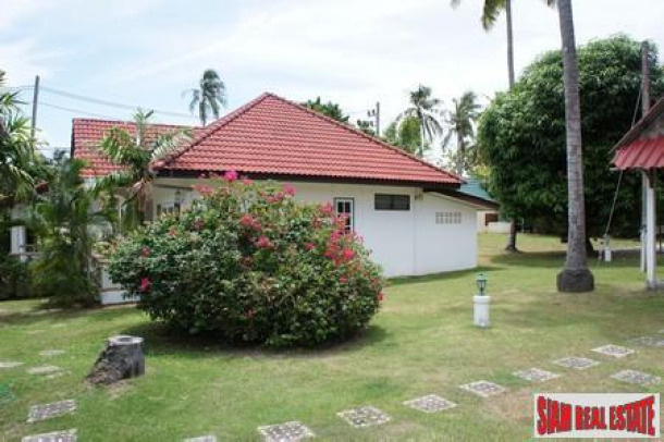 Excellent Flat Land only 1KM to Nai Harn Beach and Includes Two Houses and a Pool-5