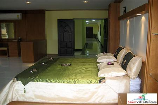 Exclusive 3 Bedroom 3 Bathroom Condominium For Rent - Naklua-8