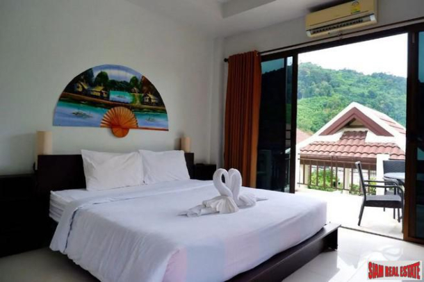 Three Bedroom Modern Thai-Balinese Pool Villa for Rent near Loch Palm-15