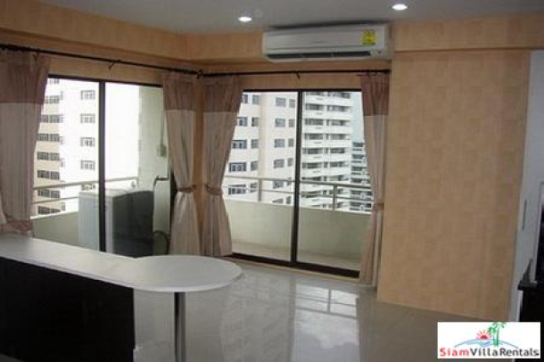 Great location, two minutes walk to Nana BTS station.-3