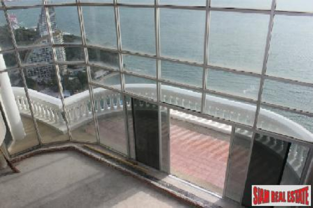 Two Level Penthouse Apartment In Ideal Location With Great Views - North Pattaya-6