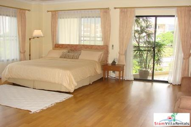 Royal Castle | Three Bedroom 140 sqm Condo for Rent in Sukhumvit 39-13