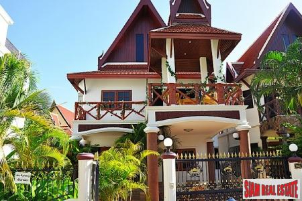 Freehold, Three Bedroom Villa off Nanai in Patong-1