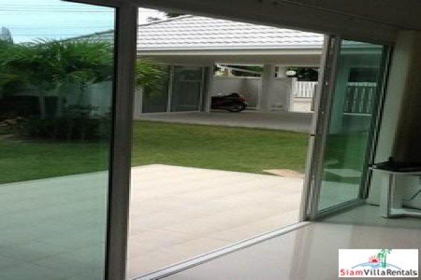 Three-Bedroom House with Pool in West Hua Hin-13