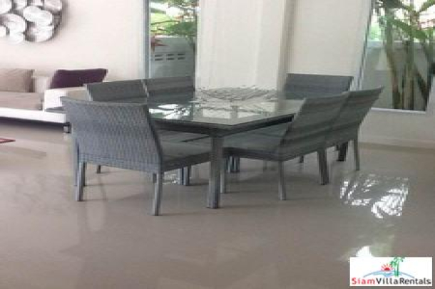 Three-Bedroom House with Pool in West Hua Hin-14