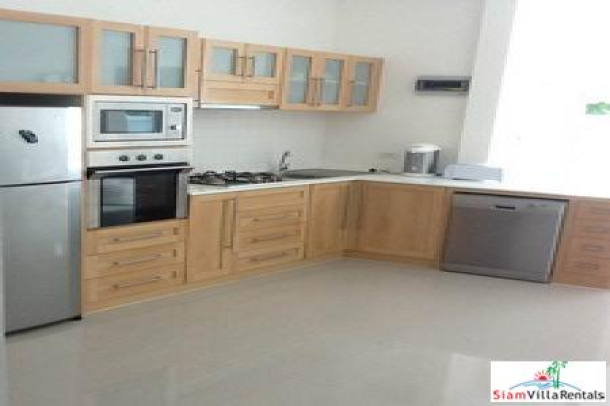 Three-Bedroom House with Pool in Hua Hin West-8