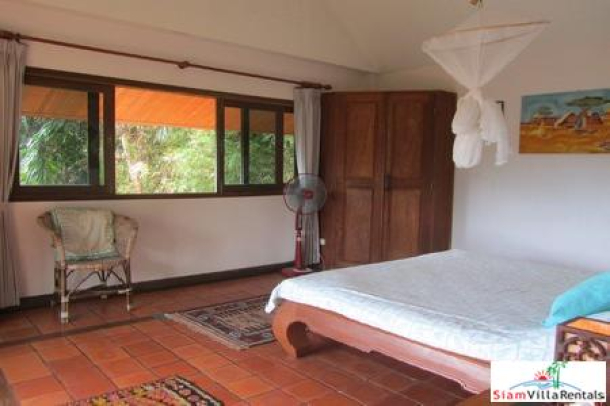 Mountainside Three-Bedroom Holiday Garden Villa with Pool above Patong-13