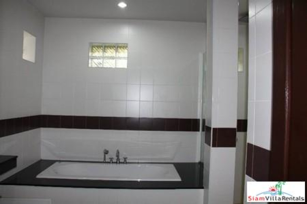 Nice Two Bedroom Detached House for Rent in Rawai-12