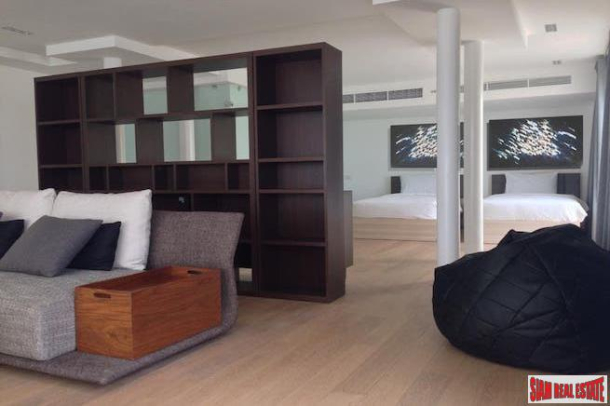 The Bay Yamu | Luxury Five Bedroom Modern Tropical Pool Villa for Sale-11
