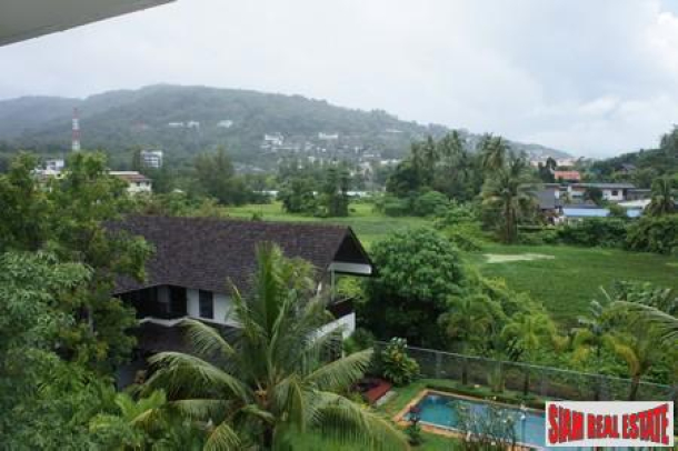 Two-Bedroom Penthouse Walking Distance to Surin and Bangtao Beaches-1