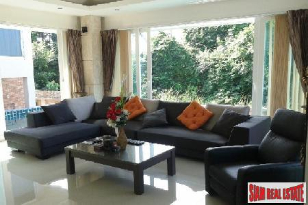 Superb Property With 5 Bedrooms & 7 Bathrooms - Bang Saray-5